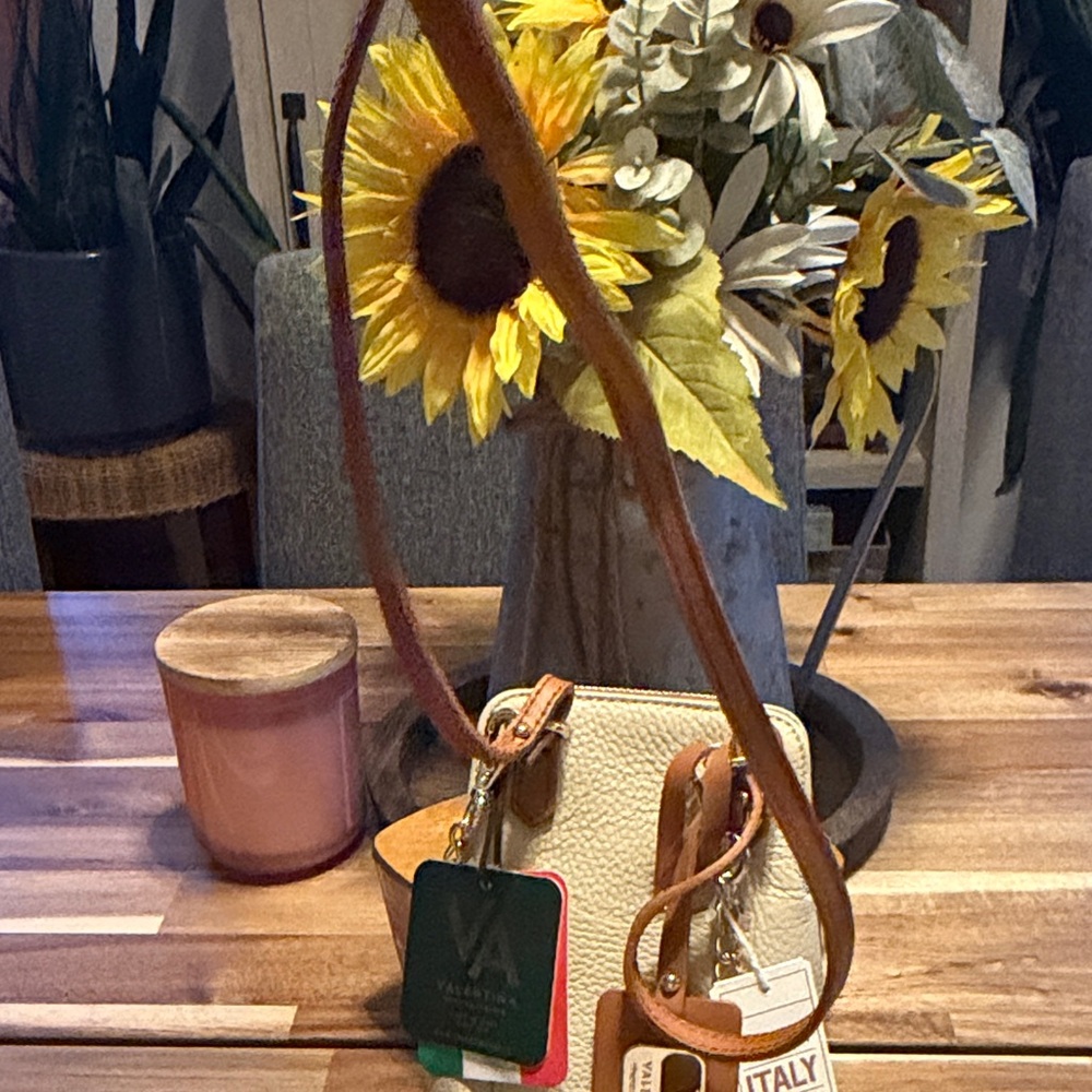 Valentina Cream and Tan Crossbody Bag - Picture 4 of 10